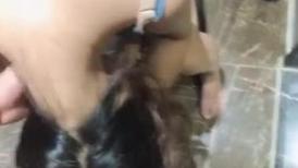 骚逼女友~做马桶上尿尿不出来❤️叫我过来给她吃一下鸡巴~刺激灵魂~天天回到家都想着和我啪啪啪❤️一天想要好几次，快把我榨干了！