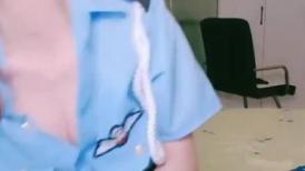 【女警情趣制服新骚货】黑丝美腿大战炮友，掏出大屌一顿嗦，主动骑乘爆插骚逼，太爽了高潮喷水，69互舔新姿势猛操
