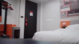 小伙大战少妇  C罩杯  温柔配合  连干两炮依然毫无怨言 第二炮射到嘴里太爽了