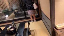 FC2 3046763 【ハメ撮り】箱根の私立大に通う20代ちびかわJDとパパ活_露天風呂で生ハメ_一晩で中出しから顔射まで濃密なプレイを収録 [有]