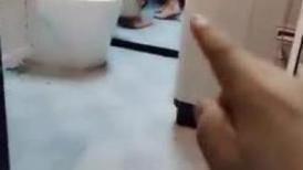 造孽啊，19岁小萝莉，三个壮汉轮操，淫荡激情，娇喘震天响起来