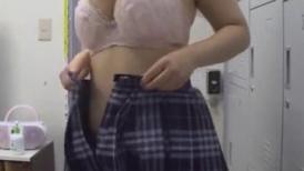 有颜值有身材✅极品大波翘臀美女模特后台换衣服全程被偸拍✅这大腚后坐力十足推车爽死人的