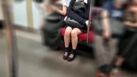 FC2 3067566 県立普通科②小動物系女子。まんこにリモコンローター入れて電車で…