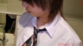 FC2 3068716 公衆トイレで生ハメ〜県立普通科③ショートヘアの長身元バレー部④〜