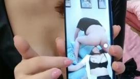 【紧身赛车服爆乳御姐】黑丝美腿假屌自慰，边插边揉淫荡，好爽浪叫呻吟不断，慢慢磨蹭骚逼