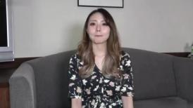 FC2 3073901 【無修正】【2回射精】幼馴染のように気さくで天真爛漫な美女が生挿入おねだり。ウーマナイザーでクリ吸引、笑顔消失人生初の痙攣イキ！口内発射 中出しの連続2射精でザーメンまみれ、友達関係崩壊...