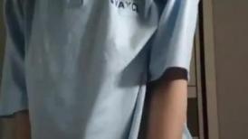 18岁骚逼学妹~房价太久不见，回校第一天马上约我出来，主动上位啪啪，骚得不要不要的！！爽死啦~