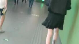 女神！超性感黑蕾边粉色丁字裤_竖版-神级大师4K设备地铁过街天桥贴身极限CD全是极品小姐姐