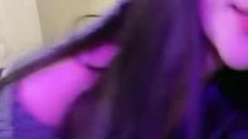 东北网红女神这屁股极品，特写吸吮大屌，骑上来插入上下套弄，爆插屁股腰细肥臀，掰开小穴手指拨弄