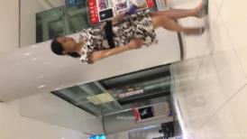 商场女厕偷拍 丰满少妇多毛的小肥鲍