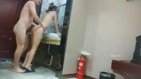 网恋奔现 今天超常发挥 体力爆棚 站立插入骚逼良家好满足