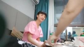 互换4P激情淫乱 女仆装黑丝袜 女女舌吻调情，爆操经典名场面