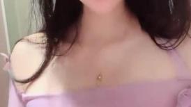 【火爆推荐楚楚可怜】七彩女神『哥哥我卖身还账』明星气质范女孩太骚 无套内射粉穴叫不止