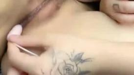三个00后小萝莉！轮番跳蛋自慰！怼着镜头互相跳蛋猛塞 童颜巨乳粉嫩小穴 搞爽了呻吟娇喘
