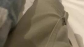 有点恋足癖的小伙让大二女友穿上裤里丝来满足变态的欲望