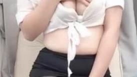 最新七彩女神『18岁梦涵』梦涵和男友 疯狂连操两场内射 疯狂圈钱 高清源码无水印(2)