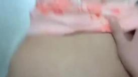 极品蜜桃臀女友：不要射里面啊啊~~  这屁股骑乘实在是太酷了，弹性十足！