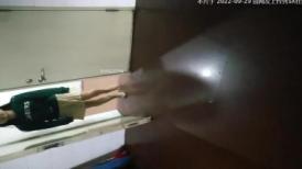 科技园女厕百褶裙短筒靴气质型少妇 刮过毛的充血唇肉玩起来特爽