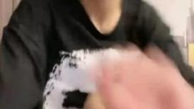 双马尾新人学生妹！和小男友开房操逼！黑丝袜纤细美腿，骑乘姿势打桩机，紧致嫩穴夹着很紧