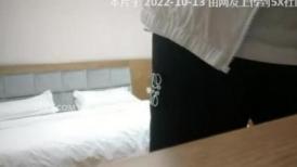 【无情的屌】，探花一哥佳作不断，00后大圈女神相伴，小美女被花式操逼，高潮表情扭曲