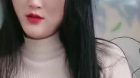 骚骚的涵涵-：这大黑森林，性欲望强烈，摸几下白浆就流湿了屁眼洞洞，真是骚鸡了！