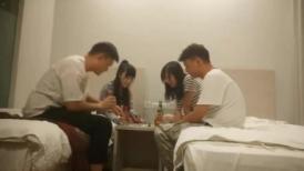 交换4P拍摄失败，回酒店福利场，舔屌吸吮骑乘位，扭动大屁股