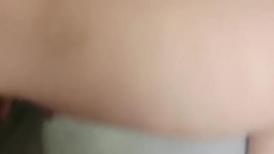 网红女神大战小男友！肉丝袜高跟鞋！第一视角抽插肥穴，骚逼刮毛扣逼自慰，后入大肥臀爽翻