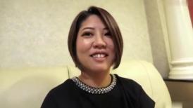 FC2 3110707 【無・素人個撮】パチスロ依存症の色気がヤバイ褐色肌ギャル妻があえなく散財、夫にバレる事を恐れハメ撮り中出しバイト！勝ち気な性格だが超敏感即イキのギャップがエロい！騎乗位はSっ気全開の女王様淫語が最高！