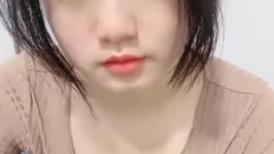婴儿肥呆萌小妹妹！近期下海新人！性感吊带黑丝袜，顶级大白美臀，脱衣热舞，掰穴扣弄特写