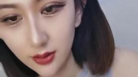 女神来袭，颜值天花板，床上的性感尤物露脸激情大秀，看了秒硬表情好骚，淫声荡语舔跳蛋上的淫水无毛白虎逼