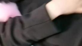 乖乖的小少妇露脸让男友调教玩弄，露脸温柔的舔弄大鸡巴吸蛋蛋，无套爆草上位抽插淫声荡语，内射中出好刺激