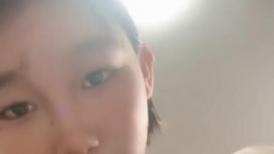无敌身材短发美少女！腰细胸大完美！居家被炮友各种操，第一视角怼着小穴输出，操的奶子直晃