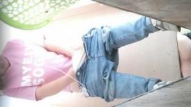 路边公厕极致视角 连拍几位少妇的嫩逼肥臀 几位美女嫩逼肥臀一览无遗7/路边公厕极致视角