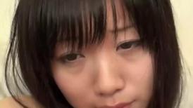 可爱的少女超近距离展示B的构造 包括内射后，内窥镜观察B里面残留的精液