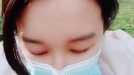 风骚小姐姐出门撩骚归来在家干大哥，主动扒下裤子口交大鸡巴沙发上直接干后入爆草射完了继续口硬厨房接着干