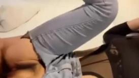 是喜欢穿开裆裤 哥哥轻点 叫爸爸 被大鸡吧哥哥无套猛怼 射了还要插入骚逼怼几下
