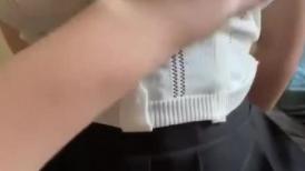 巨乳美乳 极品38D爆乳美眉边打游戏边操 真刺激 侧位方便玩奶子 爱不释手