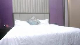 【无情的屌丶】巨乳肥臀肉感熟女，女仆装姿势丝袜，埋头舔骚逼，怼着大肥臀一顿操