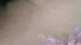 超级漂亮网红脸，舌功惊人，跳蛋自慰特写，刺激阴蒂一脸享受其中骚语不断