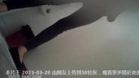科技楼蹲守紧身黑裤瘦瘦的妹子逼居然这么饱满鼓鼓溜溜