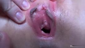 FC2 3237565 【連続中出し/人生終了】幼さ残る美乳大学生を集団で好き放題犯して連続中出し。その後、消息不明。