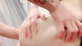 大屌哥哥，粉红色沙发上大战金黄色头发妹子，超多角度狠狠操逼，无限疯狂输出