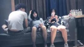 男人天堂生活 约两个年轻粉嫩嫩小姐姐到酒店 这香艳美景销魂美妙肯定要过瘾才能满足 双飞抽操驰骋荡漾【水印】