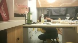 【今天你谈恋爱了吗】胖子约操骚熟女，聊聊天调调情，扒掉衣服手指扣穴，一顿猛操搞了两炮