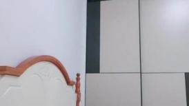 丝袜高跟大长腿极品骚奶子玩偶姐姐激情大秀直播诱惑狼友，各种撩骚动作不断揉奶摸逼，妩媚风骚很撩人好刺激