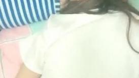 非常听话的白丝小学妹，衣服都脱了