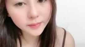 甜美女友和胡渣男的性爱日常，互玩69 无套花样做爱，最后高潮射在肚子上
