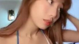 极品颜值美女！化好妆居家炮友操逼！吸吮舔屌骑脸插嘴，主动骑乘扶屌插入，上下套弄深插