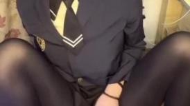 短发小伪娘· 花卷 · 现在是打胶时间，坐压式按摩，射了好多 想吃吗！