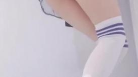 湛江一中小萝莉爱撒尿，平时中规中矩，私下骚的很！